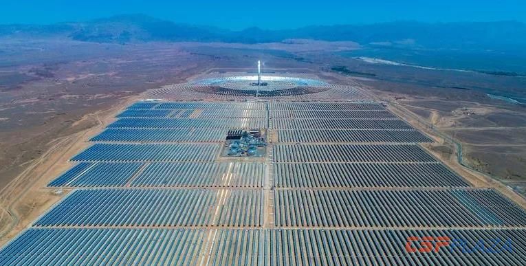 全球單機(jī)容量最大槽式光熱電站——努奧二期200MW槽式光熱電站.jpg